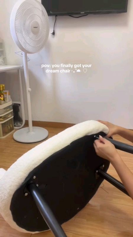 makeUp chair #chair #makeupchair #aesthethicChair #FreeCoinsInShopeeVideo