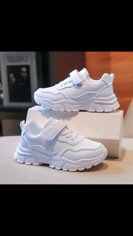 Boys White Sport Shoes Comfortable Running Rubber Kids Sneakers With Box(Size 26-37) #MasMuraSaShopee #FreeCoinsInShopeeVideo