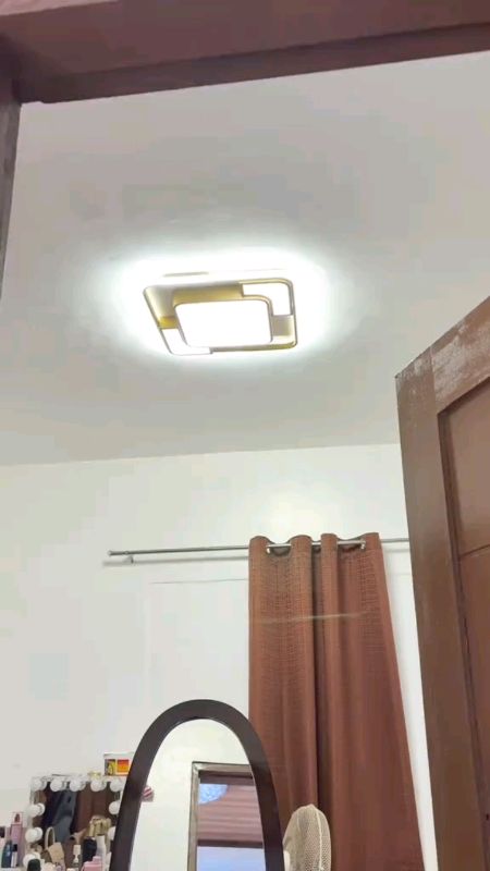 Ang yayamanin na ceiling lights tiyak na magugustuhan mo.. #ModernCeilingLights #tricolor #remote #Ledlights #eddshop #shopeessentials