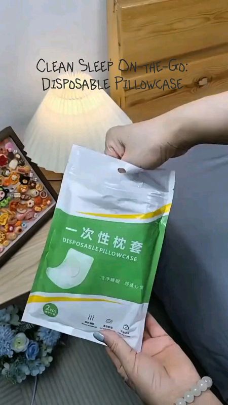 Disposable pillowcase #disposable #disposablepillowcase #traveler #travelermusthave #hotelhacks #pillowcase
