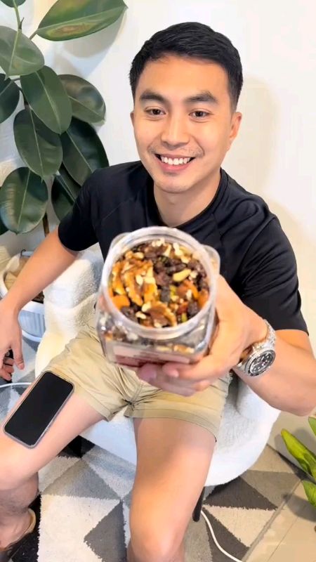 #mixednuts #nutsandfruits #trailnuts #mrsquirrel #MasMuraSaShopee