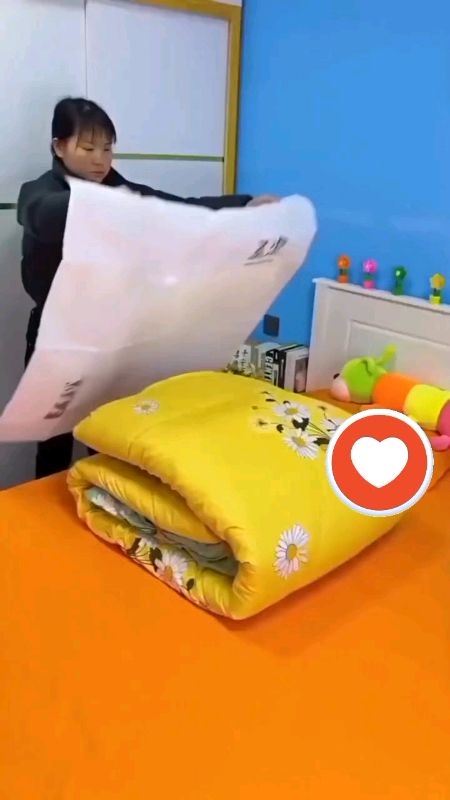 #MasMuraSaShopee #FreeCoinsInShopeeVideo Vacuum Storage Bag with Vacuum pump #fyp #trend
