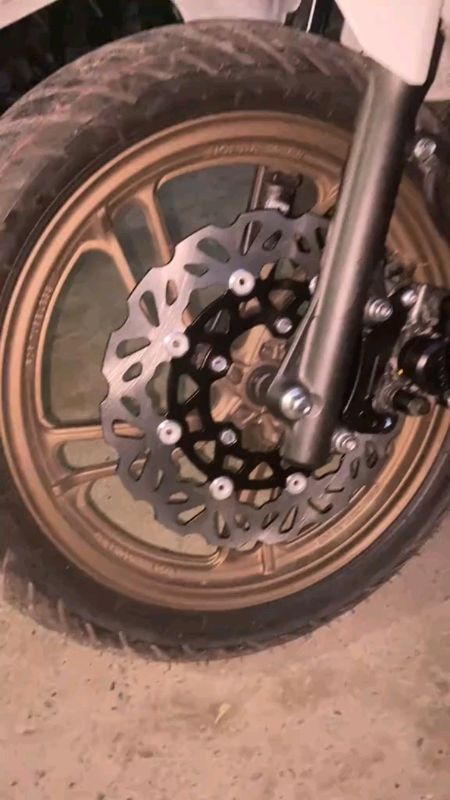 Big Disc 260 5holes W/bracket click125/150#onlymotorcycle