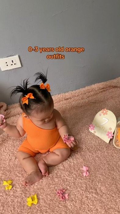 0-3 years old orange ootd #OOTD #milestone #milestoneoutfit #orange #orangeoutfit #orangedress #babyoutfit #orangemilestone
