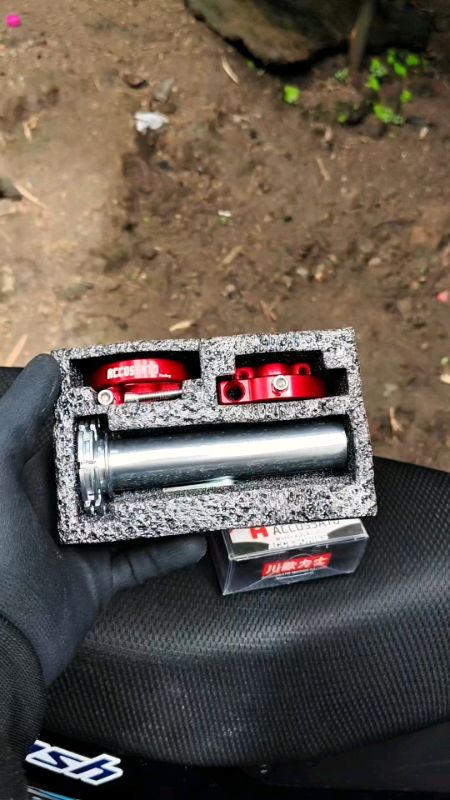 Accossato quick throttle