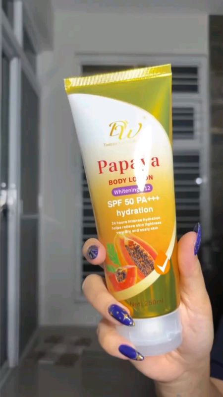 DW SPF50 PA Whitening Hydration Body Lotion #dw #whiteninglotion #dwlotion #bodylotion #arbutin #lotionwithspf50