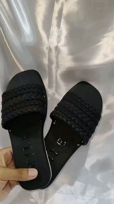 New Summer Fashion Women's Slippers Comfortable Casual Shoes Casual Outdoor Sandals#buynow #masmurasashopee #freecoinsinshopeevedio