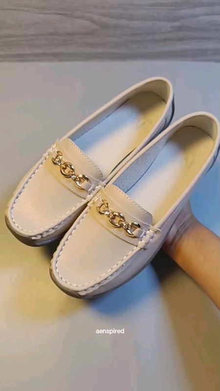 #shoes #mitatashoes #loafershoes #flatshoes #dollshoes #MasMuraSaShopee #FreeCoinsInShopeeVideo