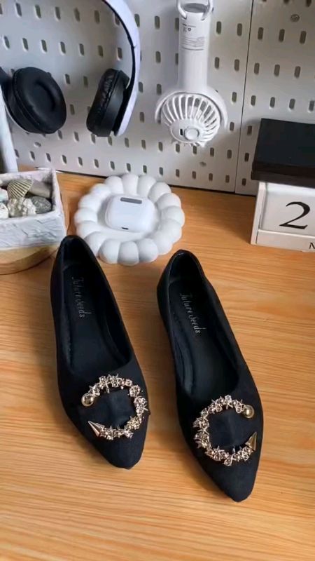 flat sandals for women #fashionsandals #sandals #flatsandals #womenssandals #footwear #MasMuraSaShopee #fyp #trending