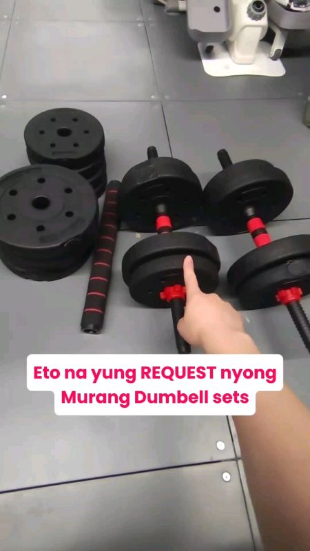 Paunahan na lang mga BOSS. Icheck out mo na para masimulan mo ang FITNESS JOURNEY mo kahit nasa bahay ka lang🛍️🛒 #murangdumbellset #shopeesale