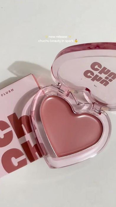 found the best blush formula for oily skin girlies, got this from #chuchubeauty !💗🛒✨ #chuchubeautyblush #sweetheartcheekflush