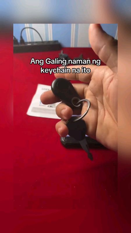 Key Finder #MasMuraSaShopee #HugotSaShopee #FreeCoinsInShopeeVideo #ShopeePHPaydaySale #antilost #key #finder #keyfinder #gps #Bluetooth #sale #buynow