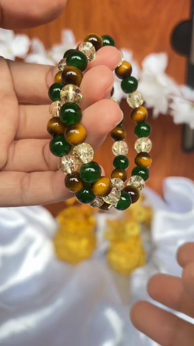 Obsedian bracelet
