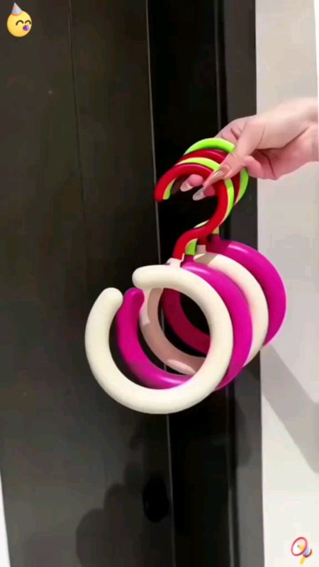 2PCS Round Scarf #TieHanger Circular Ring Clothes Hanger #HatRackDisplay Rack Space Saving Hook #MasMuraSaShopee #shopeephpdaysale #trending #legit
