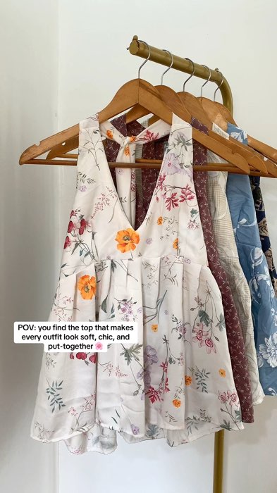New prints available >>> Pia Halter Backless Top #MasMuraSaShopeePh #FreeCoinsSaShopeeVideo #backlesstop #trendingtop #HugotSaShopee
