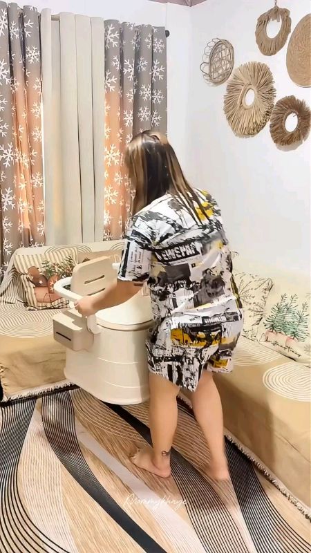 Toilet for Adult #FreeCoinsInShopeeVideo #ShopeePHPaydaySale #MasMuraSaShopee