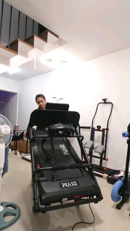 #treadmill #electrictreadmill #ShopeePHPaydaySale #FreeCoinsInShopeeVideo