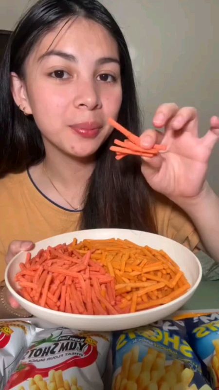 Yum shots tomato and cheese flavor #yumshots #tomato #buynow #FreeCoinsInShopeeVideo #trending #MasMuraSaShopee #shopeeph #shopee #viral #fyp