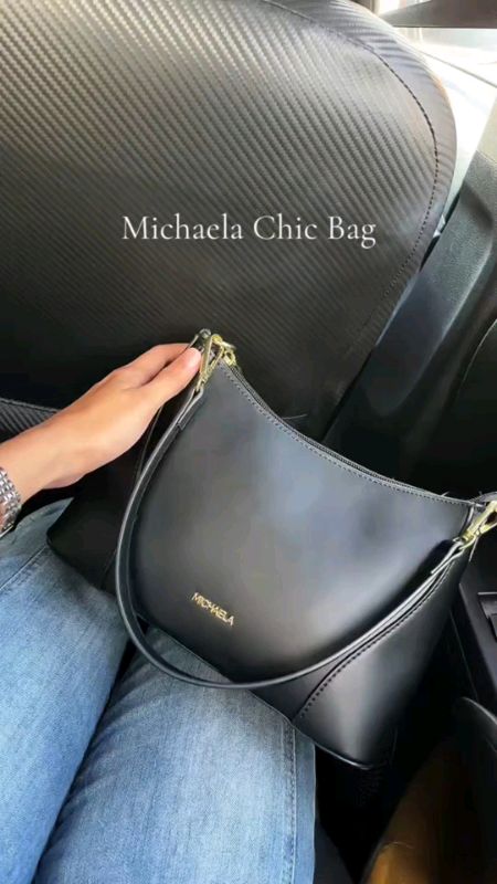 MICHAELA CHIC BAG FOR GIRLIES✨🫶🏻#FreeCoinsInShopeeVideo #MasMuraSaShopee #Shopee33InstantSurprise #ShopeePHPaydaySale #bag #gift #michaela #chic