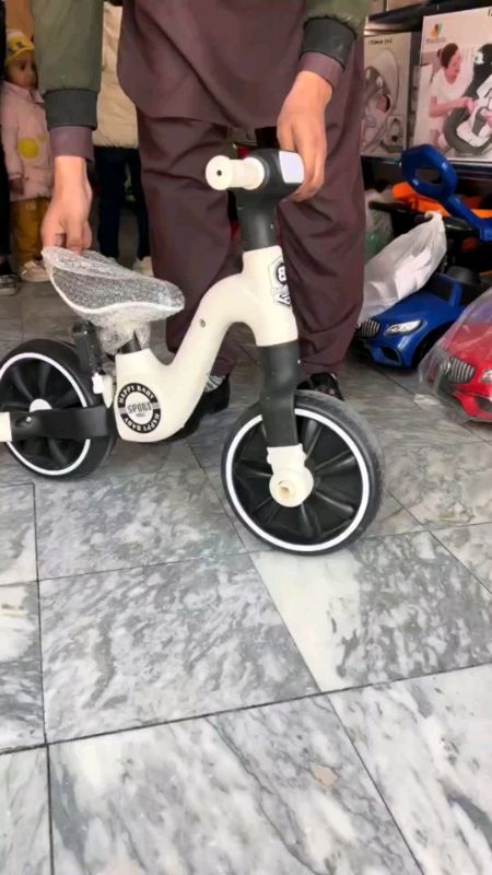 Balance Bike #withmusic #withpedal #bike #outdoor #kidsbike #balancebike #biking #MasMuraSaShopee #shopeefinds #buyme #fyp
