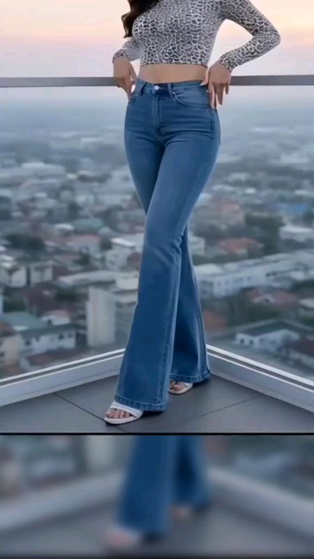 Flared pants Slim Fit Wide Leg Micro flared jeans high waist Fit Korean Style for women #fyp #fy #MasMuraSaShopee #hugotsashopee