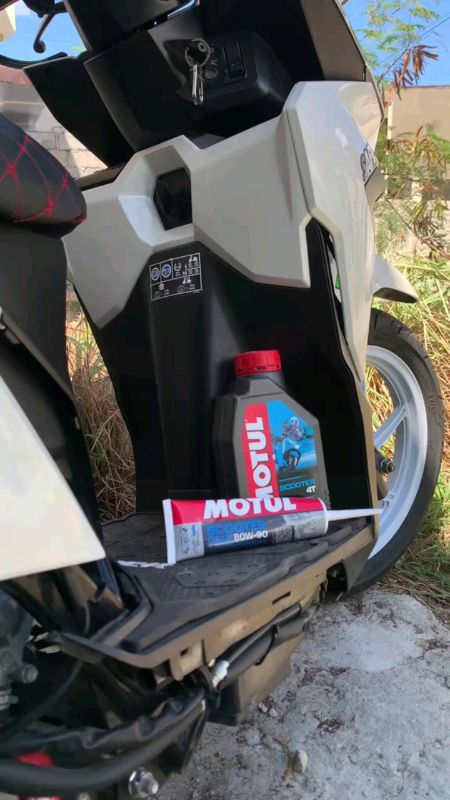 #MotulScooterOil #GearOil #Motorcycleoil #EngineOil #scooteroil #FreeCoinsInShopeeVideo