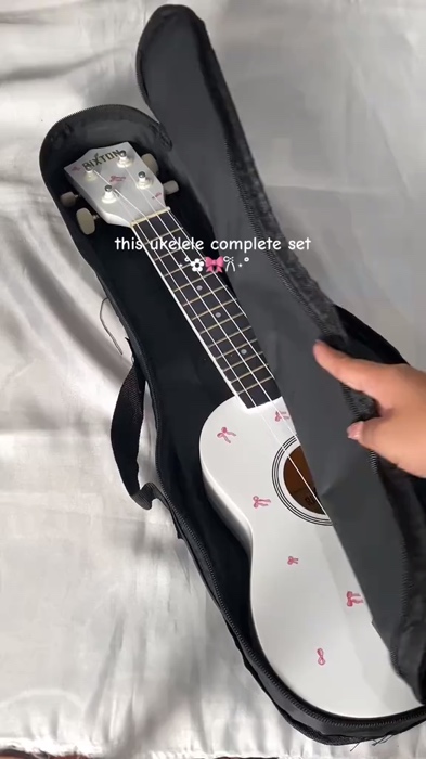 #FreeCoinsInShopeeVideo #MasMuraSaShopee #affordable #fyp #trending #viral #ukelele