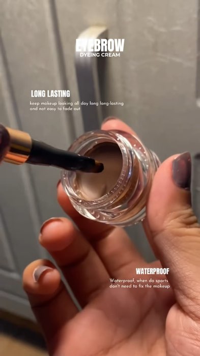 O.Two.O waterproof eyebrow cream pomade with free brush spool #MasMuraSaShopee #viral #fyp #otwoo #otwoeyebrow #waterproofeyebrow