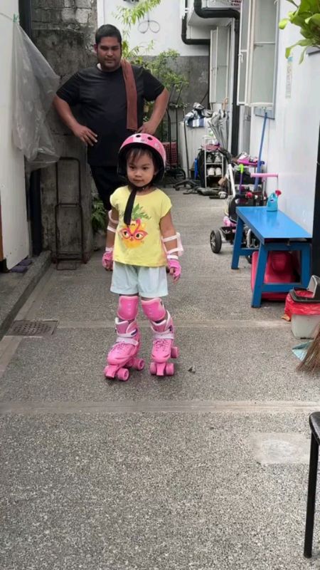 Rollerskates  #Shopee33InstantSurprise #WishlistMoSagotKo #FreeCoinsinShopeeVideo #MasMuraSaShopee #ShopeePHPaydaySale  #HugotSaShopee #fyp #stitch