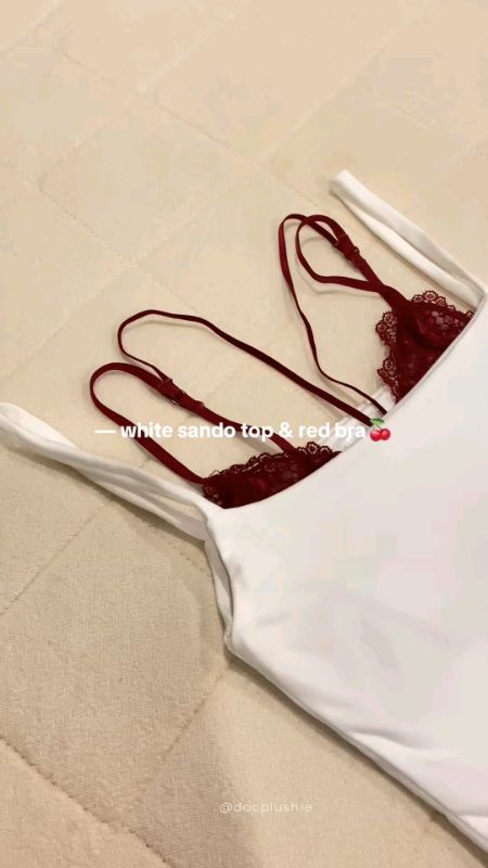 #redbra #red #bra #spicybra #sexybra #lingeri