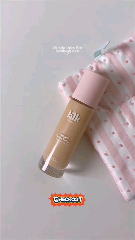 Fresh every day with this radiant glow #foundation #radiantglowfoundation #blkfoundation