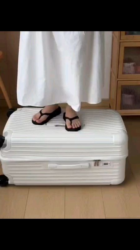 Ganda naman nito #luggage
