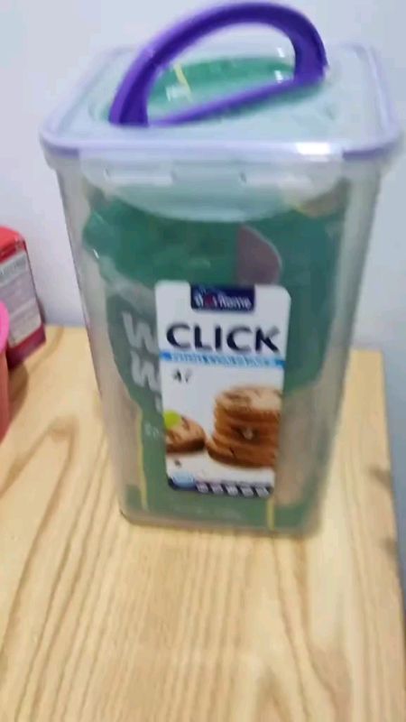 Starhome Click Food Container #602 (Random)#freecoinsashopp #masmurasashoppe#buynow