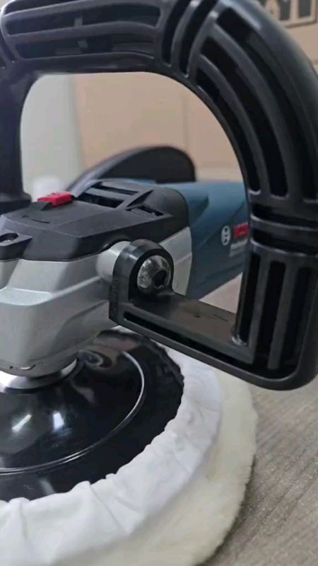 #Boschbuffingmachine #boschpolisher #buffingmachine 1400W hvyduty  #electricpolishermachine  #carpolishermachine #XtraChallenge #trending #stitch #fyp