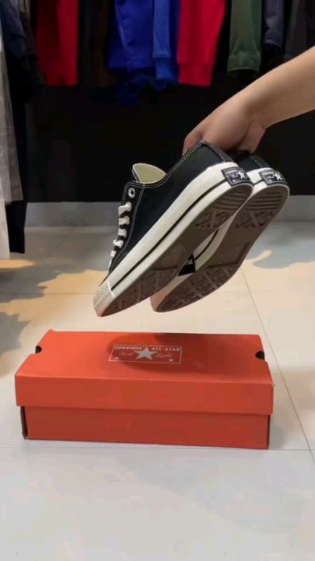 Converse Chuck 70 OX Unisex Sneakers - Black#MasMuraSaShopee #freecoinslnshopeevidio