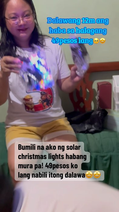 Grabe hindi ko akalaing ganito kaganda sa halang 49pesos buy 1 take 1 pa! Bili na din kayo mga mare habang mura pa! #christmaslights #solarchristmas