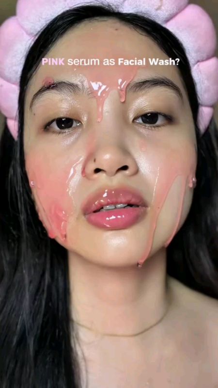 Glad2Glow 2% Niacinamide Serum Facial Wash Instant Glow Hydrating Soothing Brightening Pore Cleaning