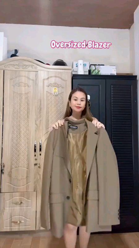 #MasMuraSaShopee #fyp #ShopeePHCommsXTRA #FreeCoinsInShopeeVideo #foryou #viral #trending #stitch #shopeefinds #blazer #woman #coat