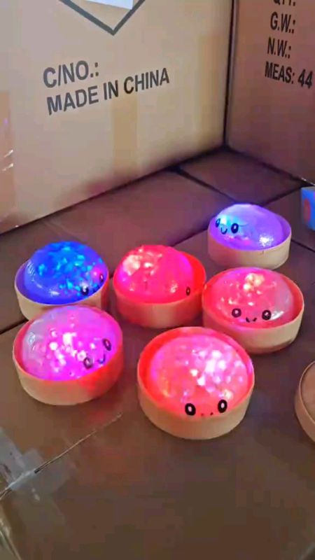 Dumpling with led light #FREECOINSINSHOPEE #toys #MasMuraSaShopee #squishy