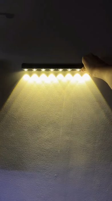 Solar Light🤌#solar #solarlight #wallmount #solarwallmount #waterproof #ledsolarlight #ShopeePHPaydaySale #MasMuraSaShopee #HugotSaShopee #foryou #fyp