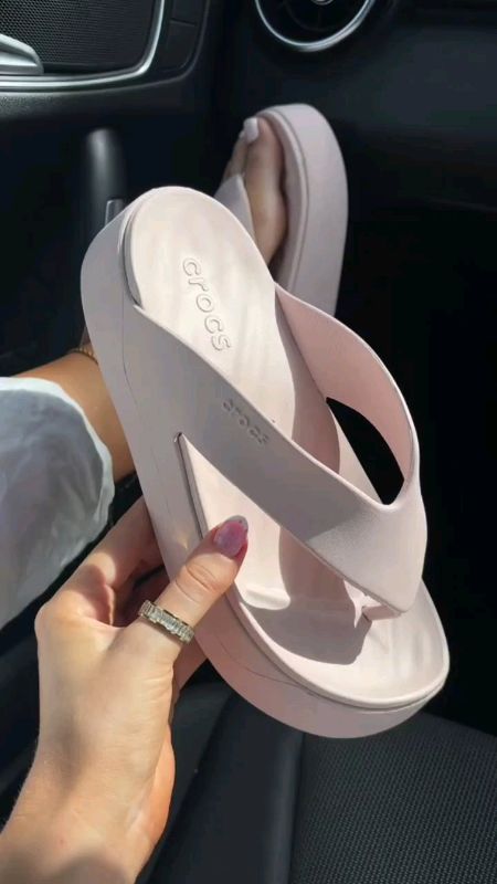 #crocs GETAWAY PLATFORM flip in #Getaway#platform#flipIn#FYP #💯✅❤️ #MASMURASASHOPEE #HUGOTSASHOPEE #freecoinsInShopeevideo #ShopeePHPaydaySale