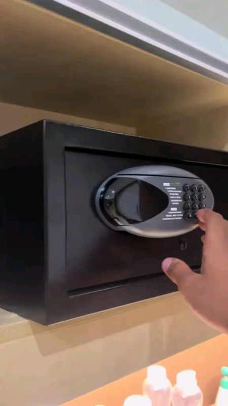 Safe Box money Vault Electronic digital password lock safe for money cash box #masmurasashoppee#masmagandasashoppe#freecoins#moneyVault