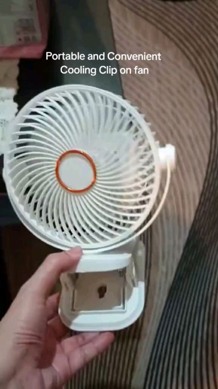 New Light Clip Fan usb Charging Desktop Small Fan Household Dormitory Long Battery Life Electric Fan Cross-Border