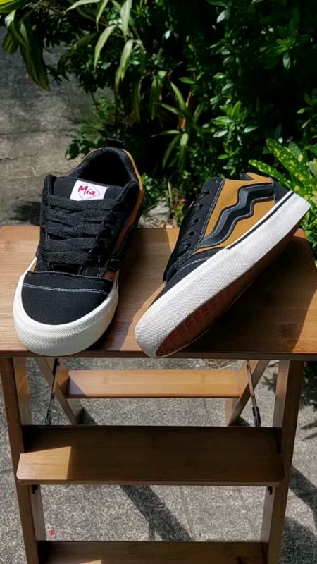 #MIA  #ShoesForMenWomen #TrendingShoes #LowCut#Shoes #ShopeePhPayDaySale #HugotSaShopee #FreeCoinsInShopeeVideo #Fyp #MasMuraSaShopee #Stich