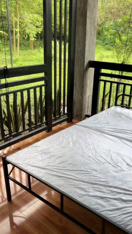 Metal Folding Bed #ShopeePH #FreeCoinsInShopeeVideo #MasMuraSaShopee #Trending #ShopeeAffiliate #MetalFoldingBed