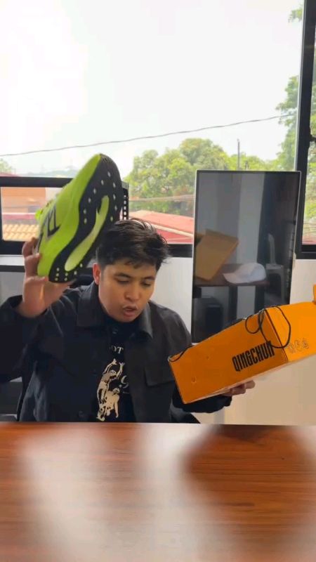 Men Shoes Sneakers Unisex. #MasmuraSaShopee #FreeCoinInShopeeVideo #HugotSaShopee