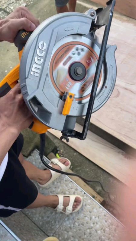 mahilig kaba mag D.I.Y mag level up kana para mas madali #electric #Circular #saw #ingco