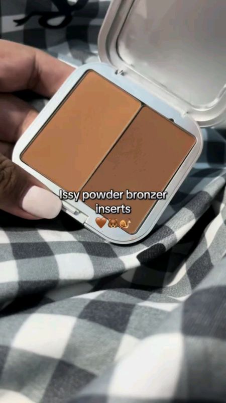 Authentic Issy Powder Bronzer Insert for fair makeup 👩🥰 #issyandco #issy #contour #makeup #authentic #ladyibasket