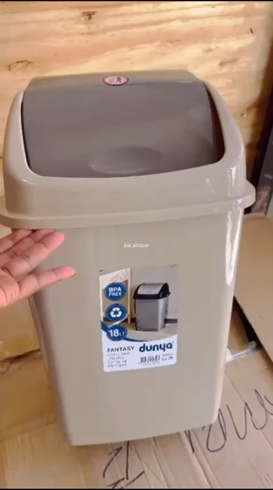 Trash-can Bin #trashcan #trashbin #trashcanbin #trashcanwithcover #footpedalpressedtrashcan #trashcan #pressedtypetrashbin #fyp