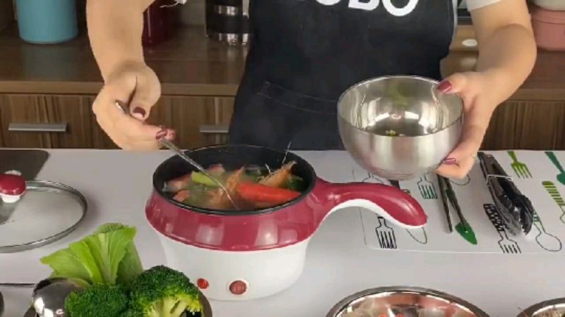 2 Layers Mini Electric Pot Pan Cooker Heating Stainless or Non-Stick Coating Inside #FreeCoinsInShopeeVideo #ElectricCooker #NonStickPan #Cooker #Cook